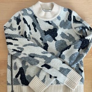 Veronica beard sweater size XS